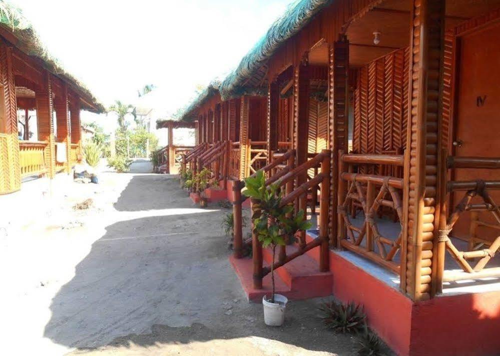 Pareja Tourist Inn Logon Exterior photo